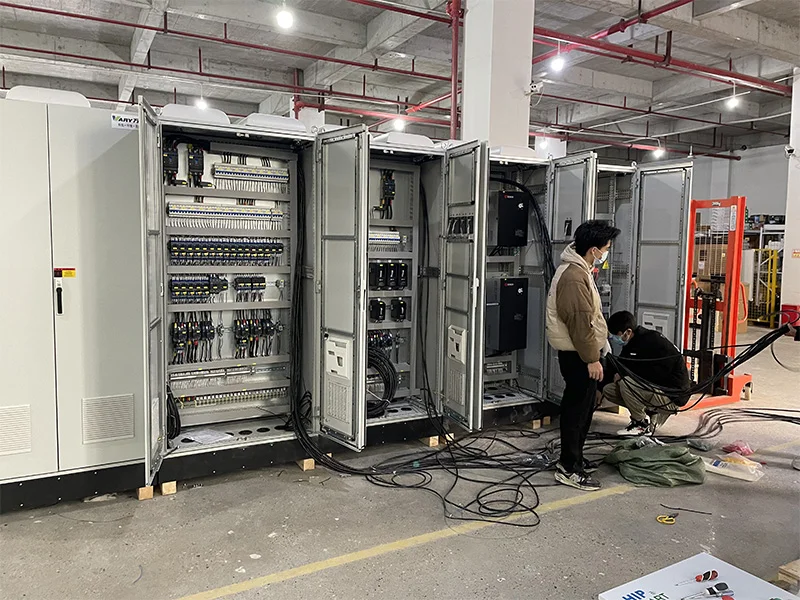 YenGear IoT smart distribution box for industrial electrical monitoring and remote control